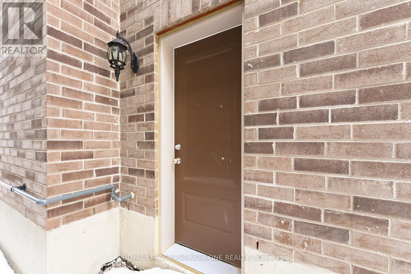 8 Raspberry Ridge Avenue, Caledon, Ontario  L7C 1R5 - Photo 46 - W12870968