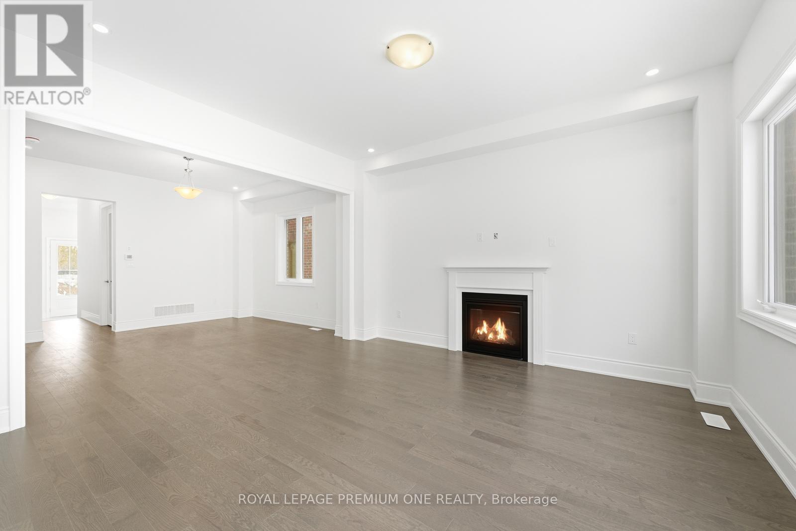 8 Raspberry Ridge Avenue, Caledon, Ontario  L7C 1R5 - Photo 6 - W12870968