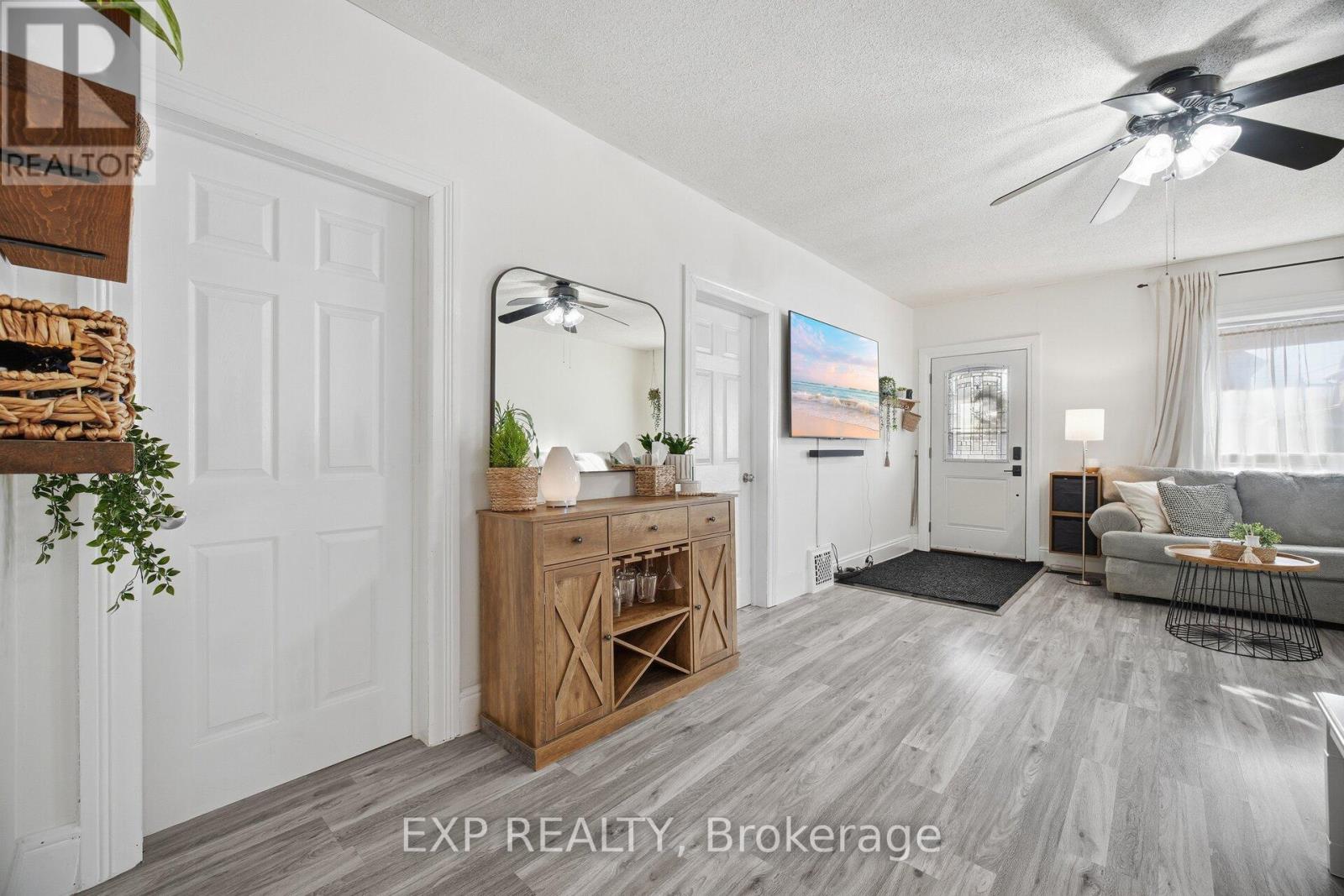 253 Murray Street, Brantford, Ontario  N3S 5S4 - Photo 11 - X12752544