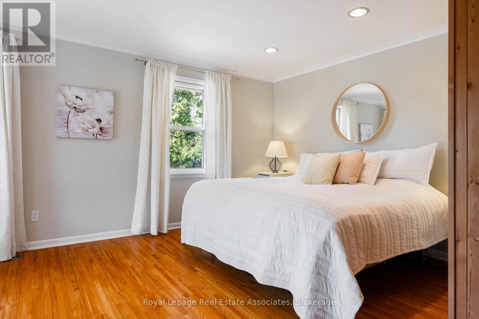 8 Ann Street, Halton Hills, Ontario  L7G 2V2 - Photo 15 - W12871886