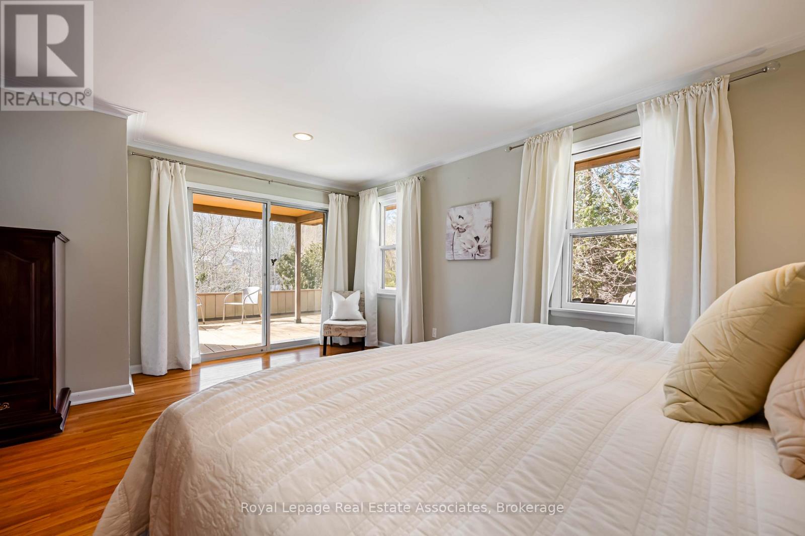 8 Ann Street, Halton Hills, Ontario  L7G 2V2 - Photo 17 - W12871886