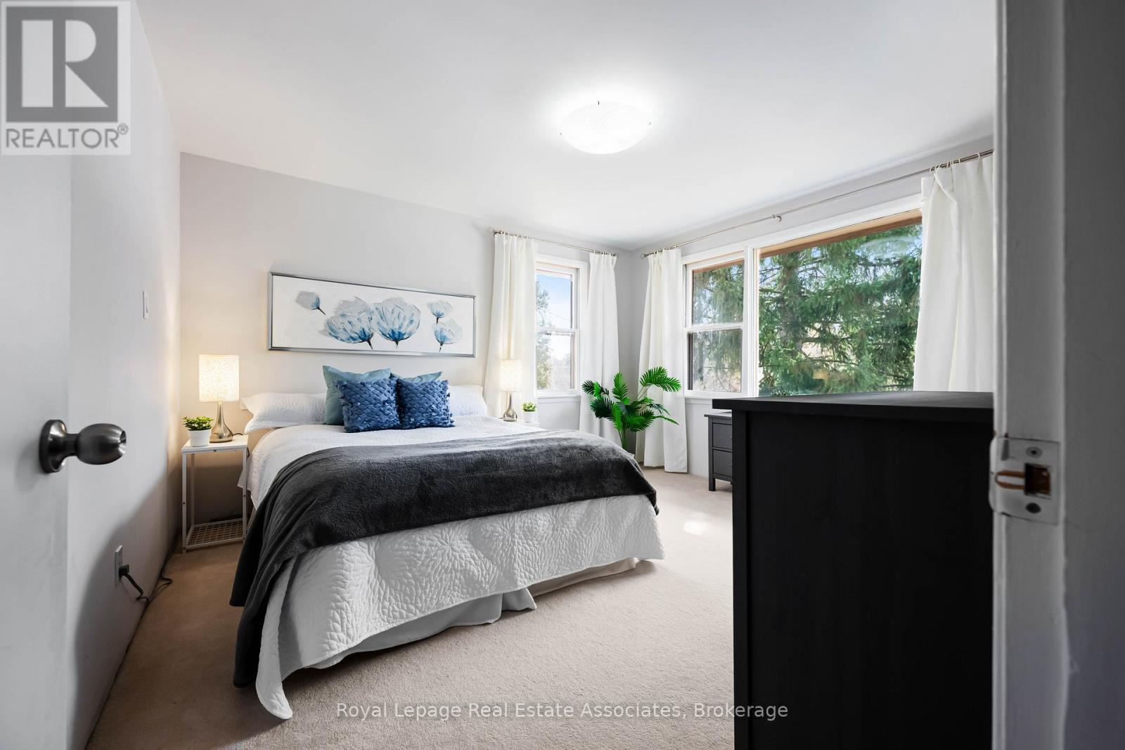 8 Ann Street, Halton Hills, Ontario  L7G 2V2 - Photo 27 - W12871886