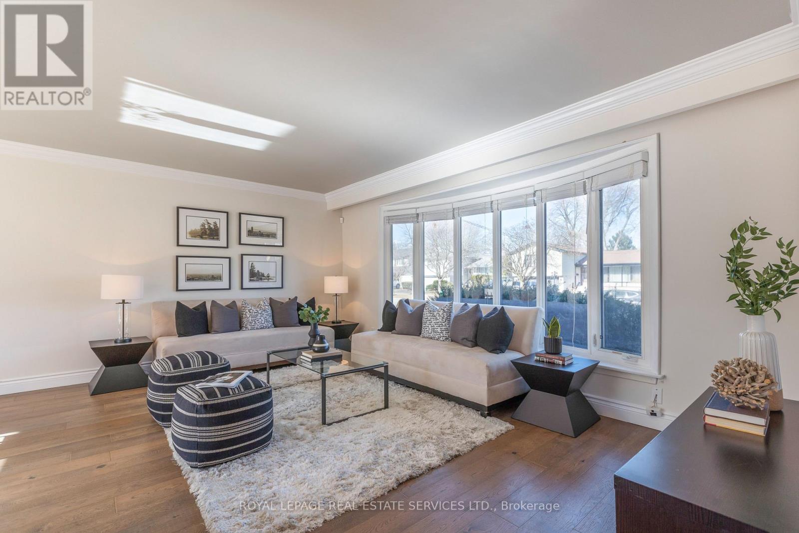 2132 Denise Road, Mississauga, Ontario  L4X 1J1 - Photo 4 - W12871902