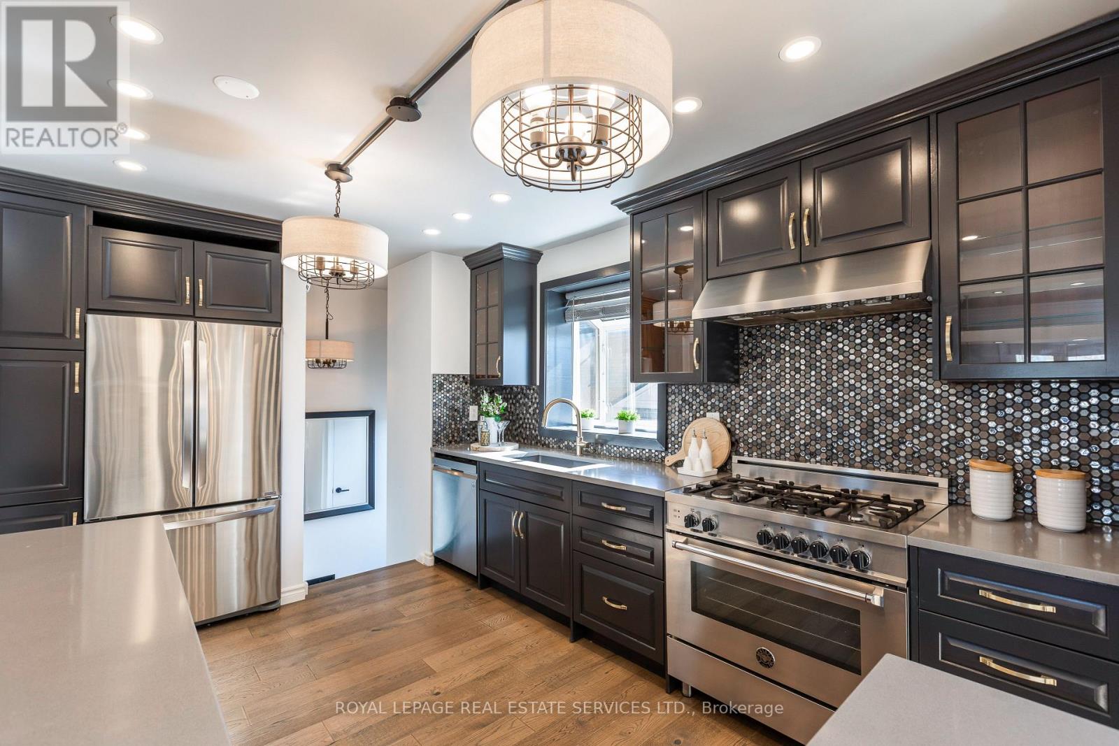 2132 Denise Road, Mississauga, Ontario  L4X 1J1 - Photo 9 - W12871902