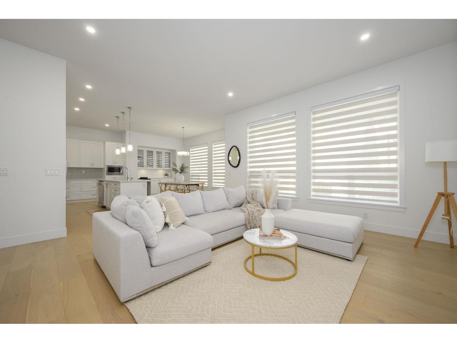 19655 74a Avenue, Langley, British Columbia  V2Y 3R8 - Photo 3 - R3098760