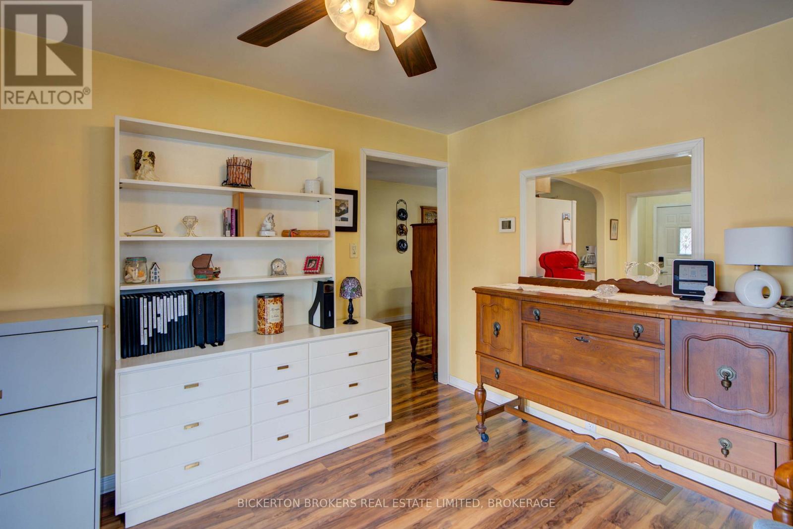 142 Hellen Street, Leeds And The Thousand Islands, Ontario  K0H 2N0 - Photo 13 - X12872140