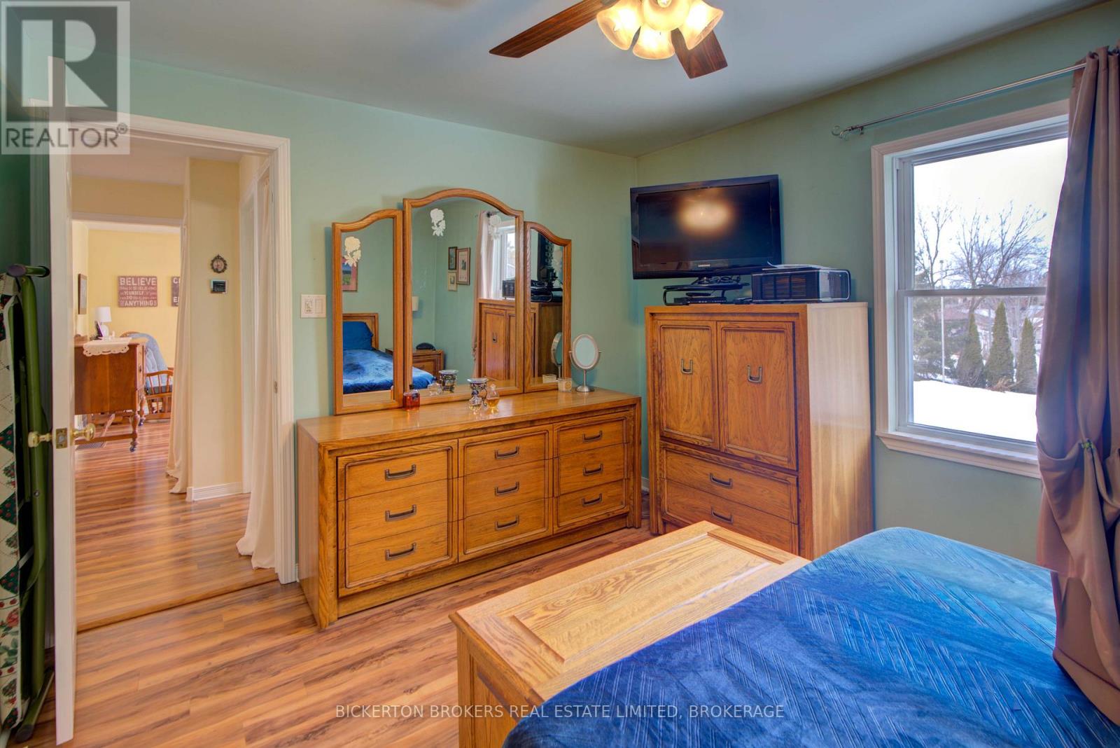 142 Hellen Street, Leeds And The Thousand Islands, Ontario  K0H 2N0 - Photo 18 - X12872140