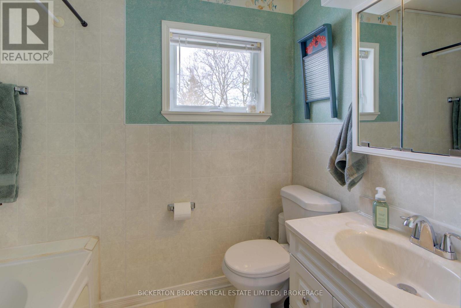 142 Hellen Street, Leeds And The Thousand Islands, Ontario  K0H 2N0 - Photo 23 - X12872140