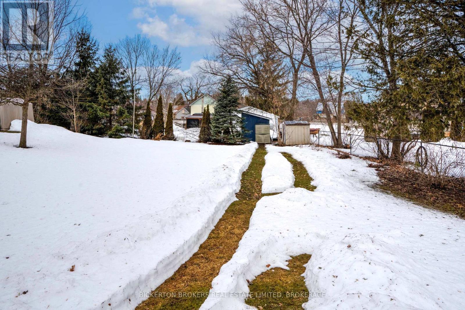 142 Hellen Street, Leeds And The Thousand Islands, Ontario  K0H 2N0 - Photo 5 - X12872140