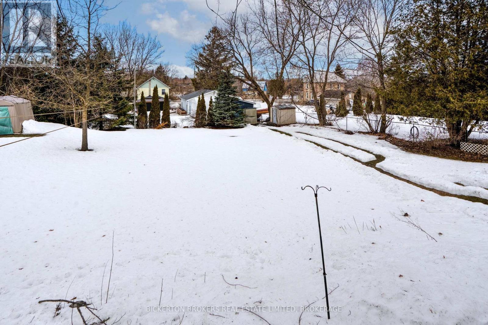 142 Hellen Street, Leeds And The Thousand Islands, Ontario  K0H 2N0 - Photo 6 - X12872140