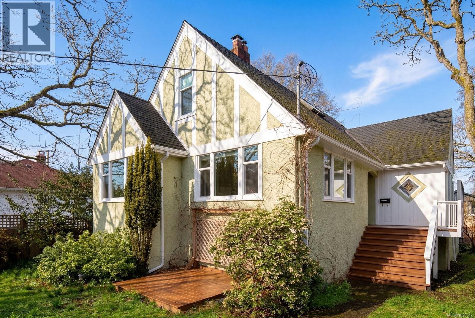 1959 Hampshire Rd, Oak Bay, British Columbia