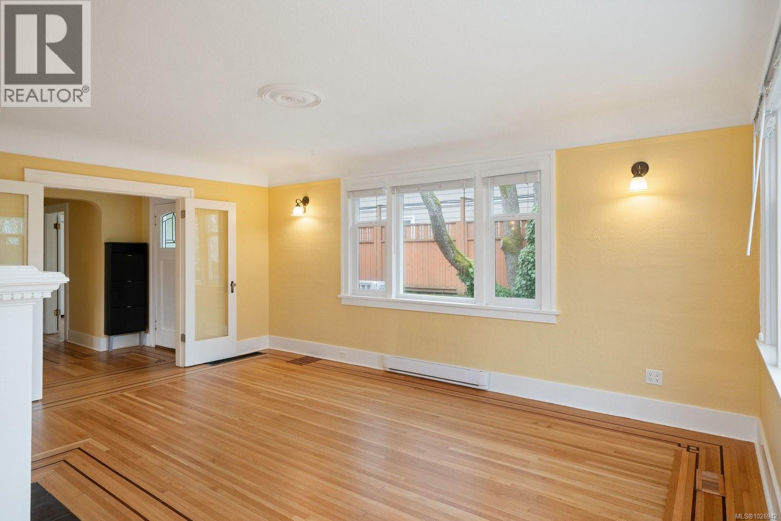 1959 Hampshire Rd, Oak Bay, British Columbia  V8R 5T9 - Photo 4 - 1026942