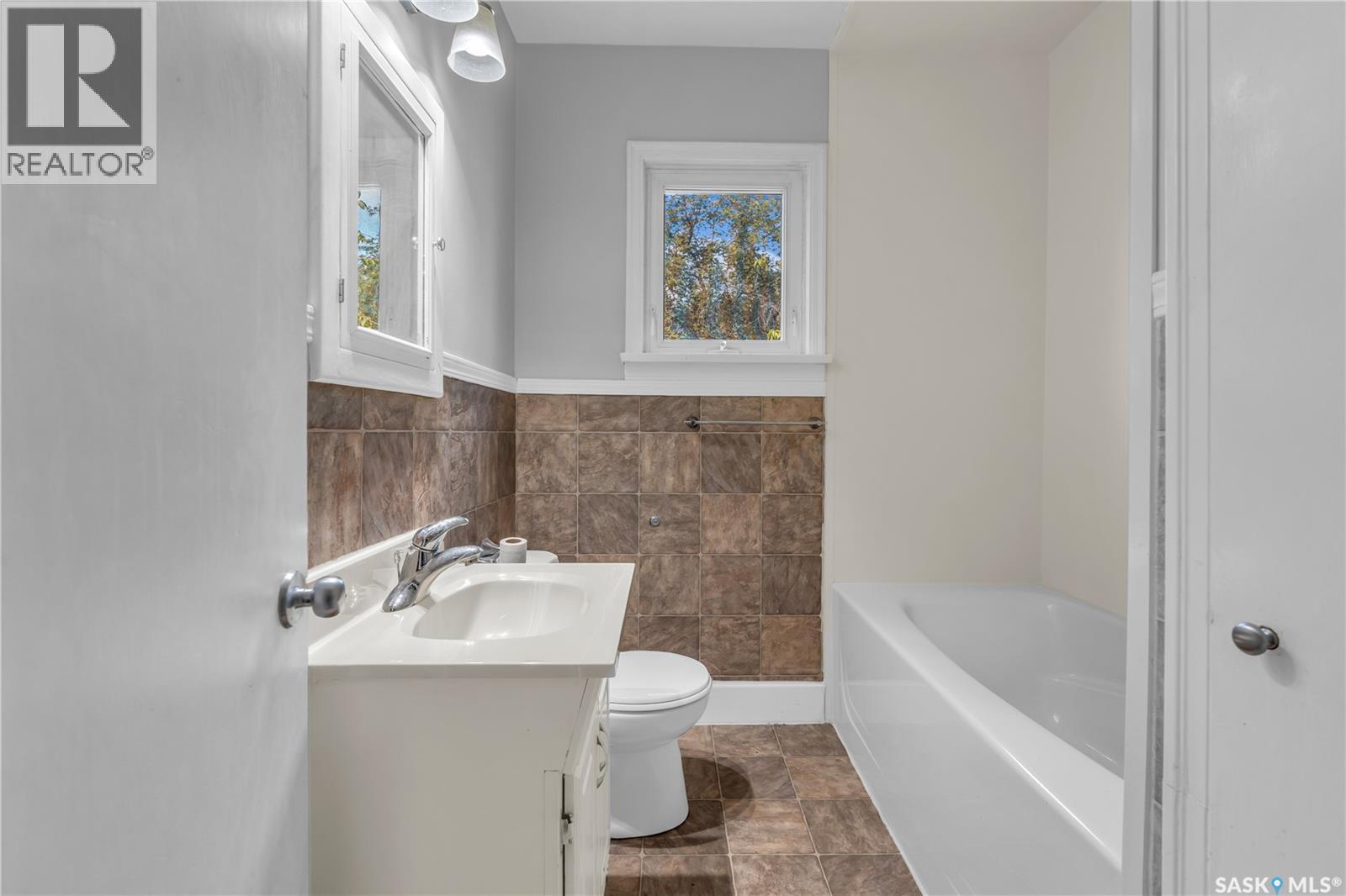 1492 95th Street, North Battleford, Saskatchewan  S9A 0G6 - Photo 18 - SK030204