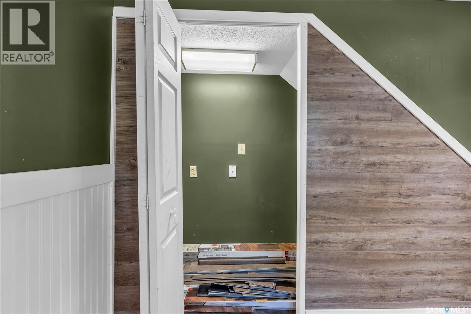 1492 95th Street, North Battleford, Saskatchewan  S9A 0G6 - Photo 22 - SK030204