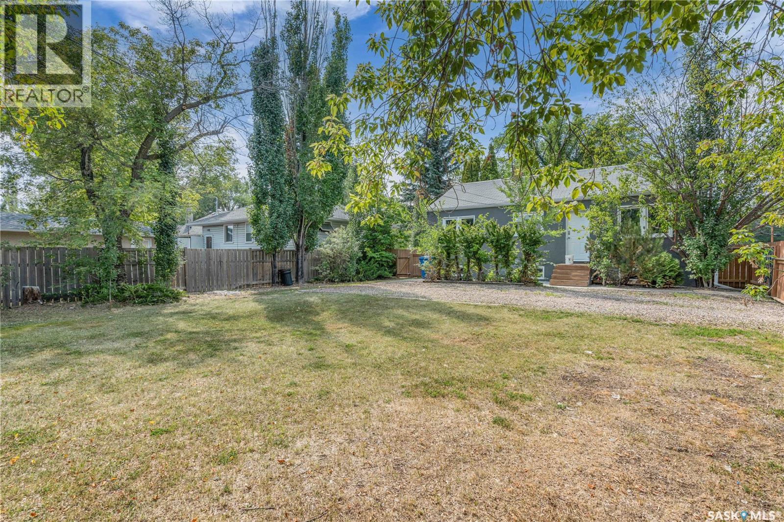 1492 95th Street, North Battleford, Saskatchewan  S9A 0G6 - Photo 34 - SK030204