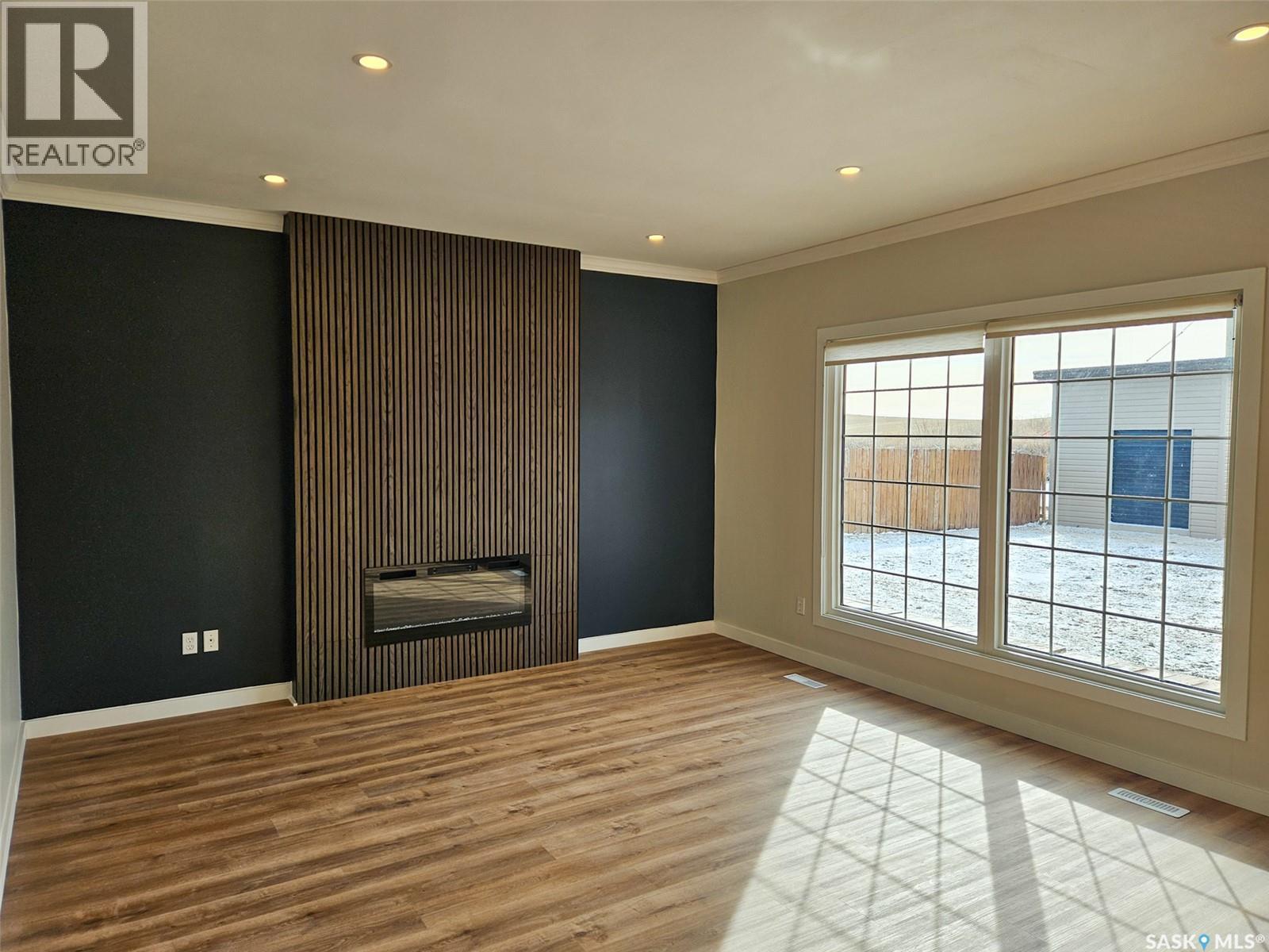 20 Centennial Drive, Mossbank, Saskatchewan  S0H 3G0 - Photo 5 - SK030193