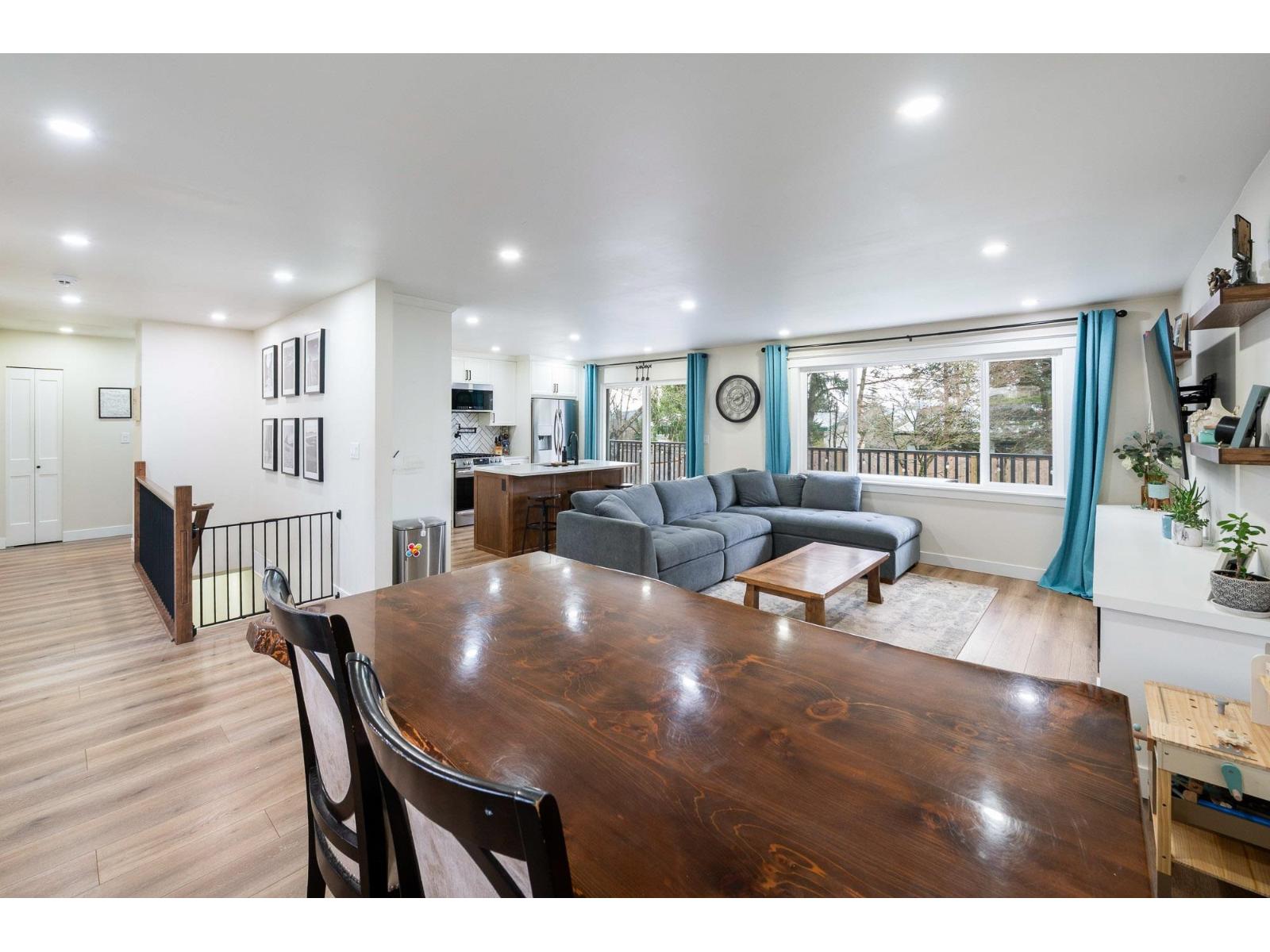 32972 Arbutus Avenue, Mission, British Columbia  V2V 2R8 - Photo 12 - R3098071