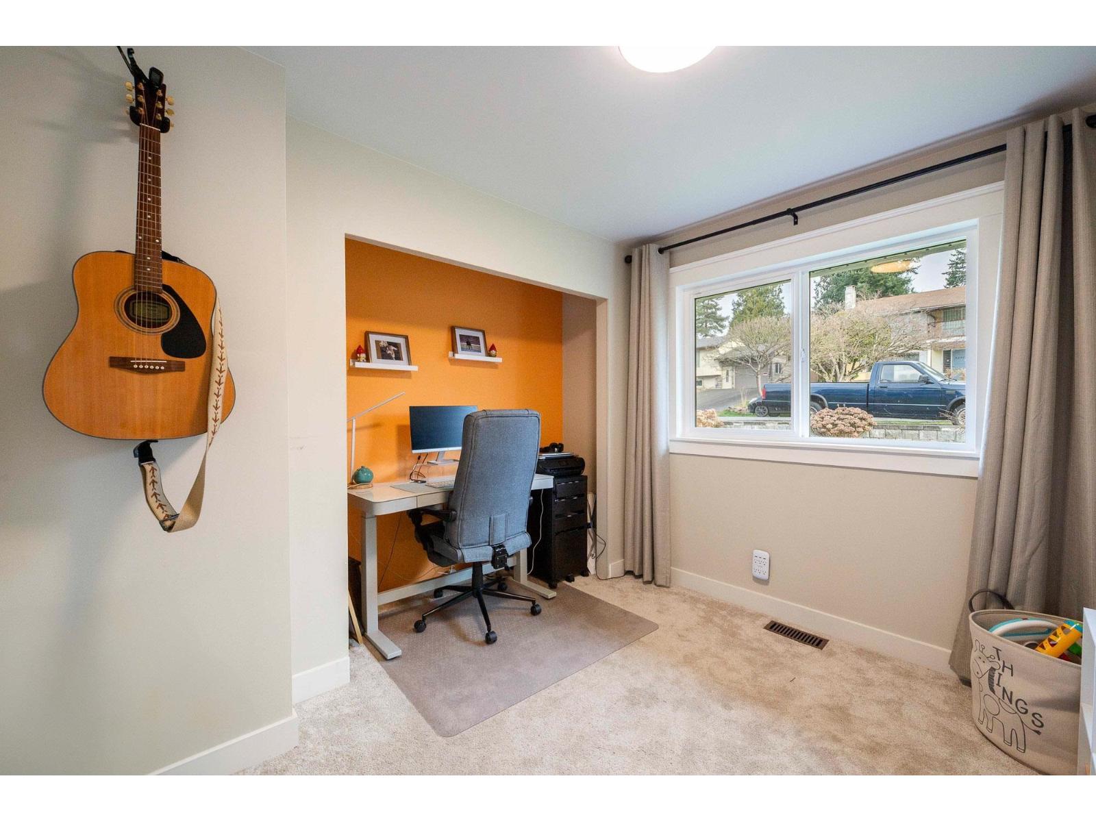 32972 Arbutus Avenue, Mission, British Columbia  V2V 2R8 - Photo 18 - R3098071