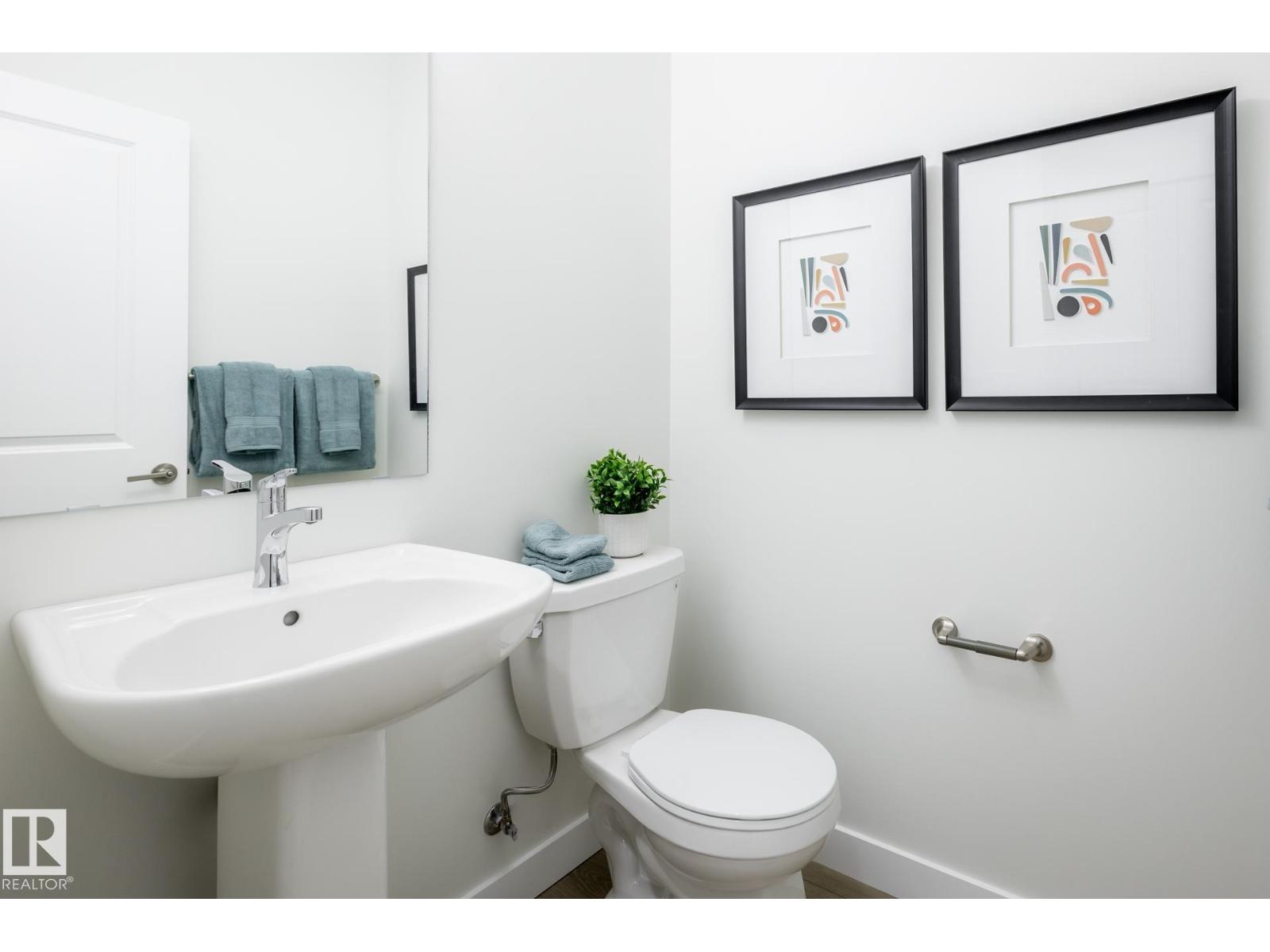 224 Falcon Cr, Leduc, Alberta  T0B 3M3 - Photo 5 - E4476890