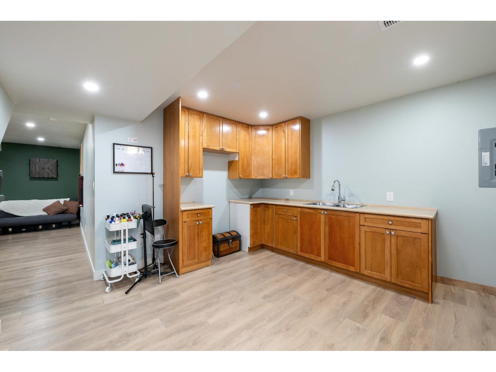 32972 Arbutus Avenue, Mission, British Columbia  V2V 2R8 - Photo 25 - R3098071