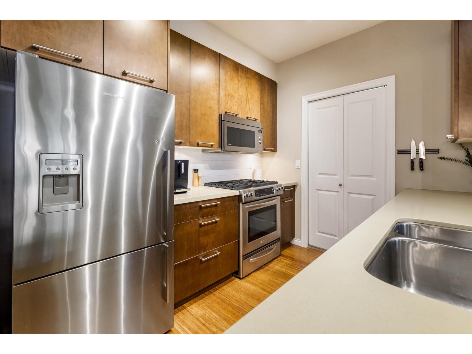 111 3355 Rosemary Heights Drive, Surrey, British Columbia  V3Z 2H5 - Photo 11 - R3098052