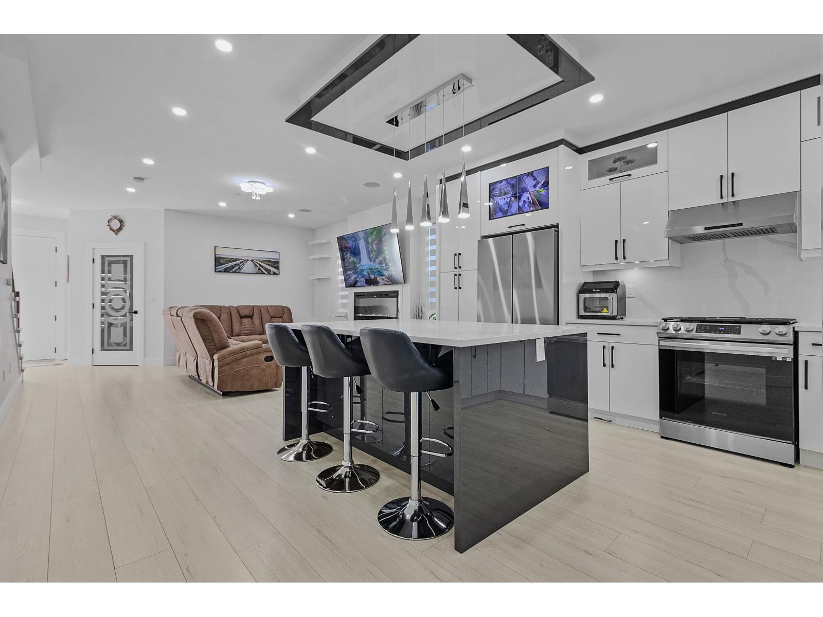 33225 5 Avenue, Mission, British Columbia  V2V 1V9 - Photo 14 - R3098134