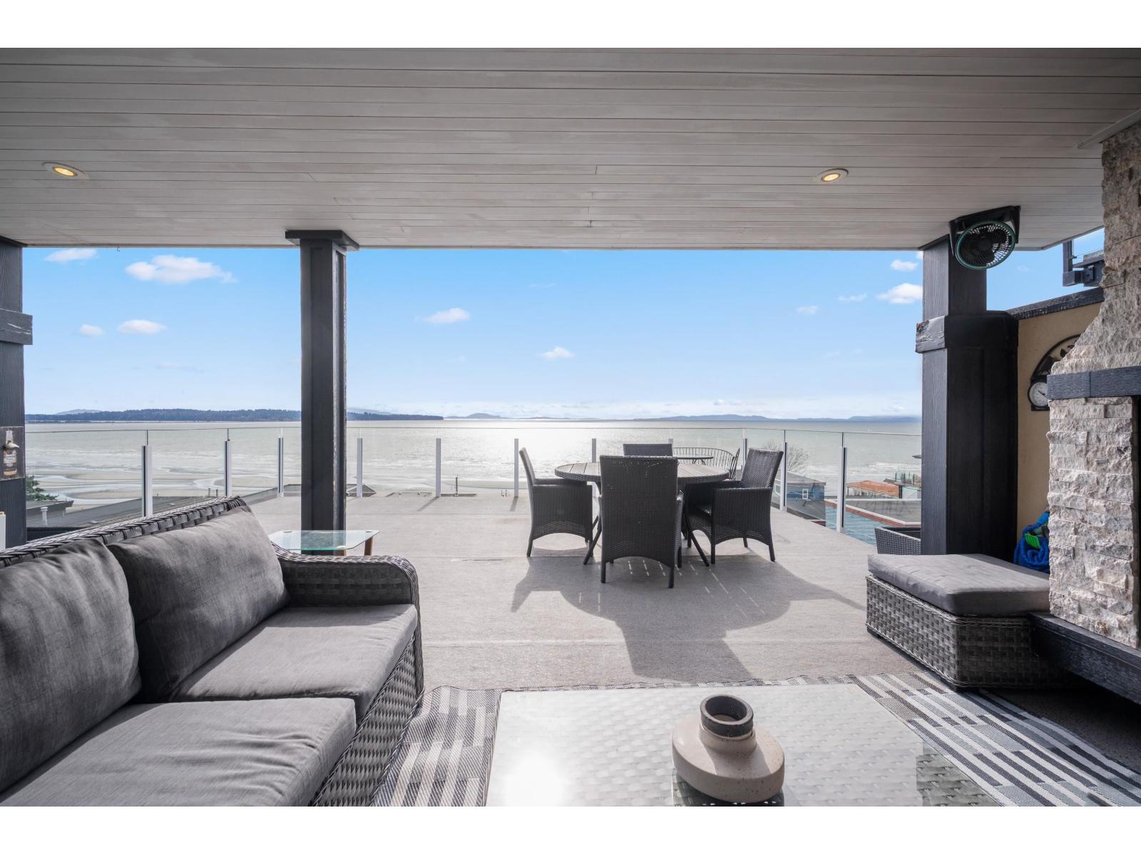 15456 Columbia Avenue, White Rock, British Columbia  V4B 1K2 - Photo 11 - R3098251