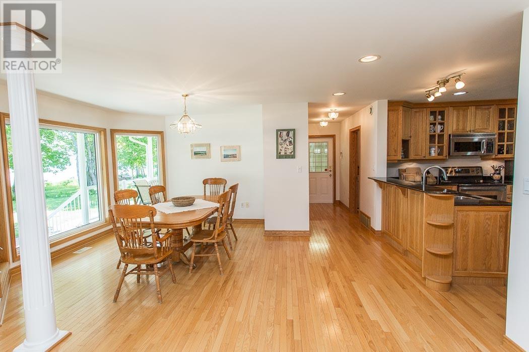 21 Lighthouse Point Dr, Thessalon, Ontario  P0R 1L0 - Photo 8 - SM251674