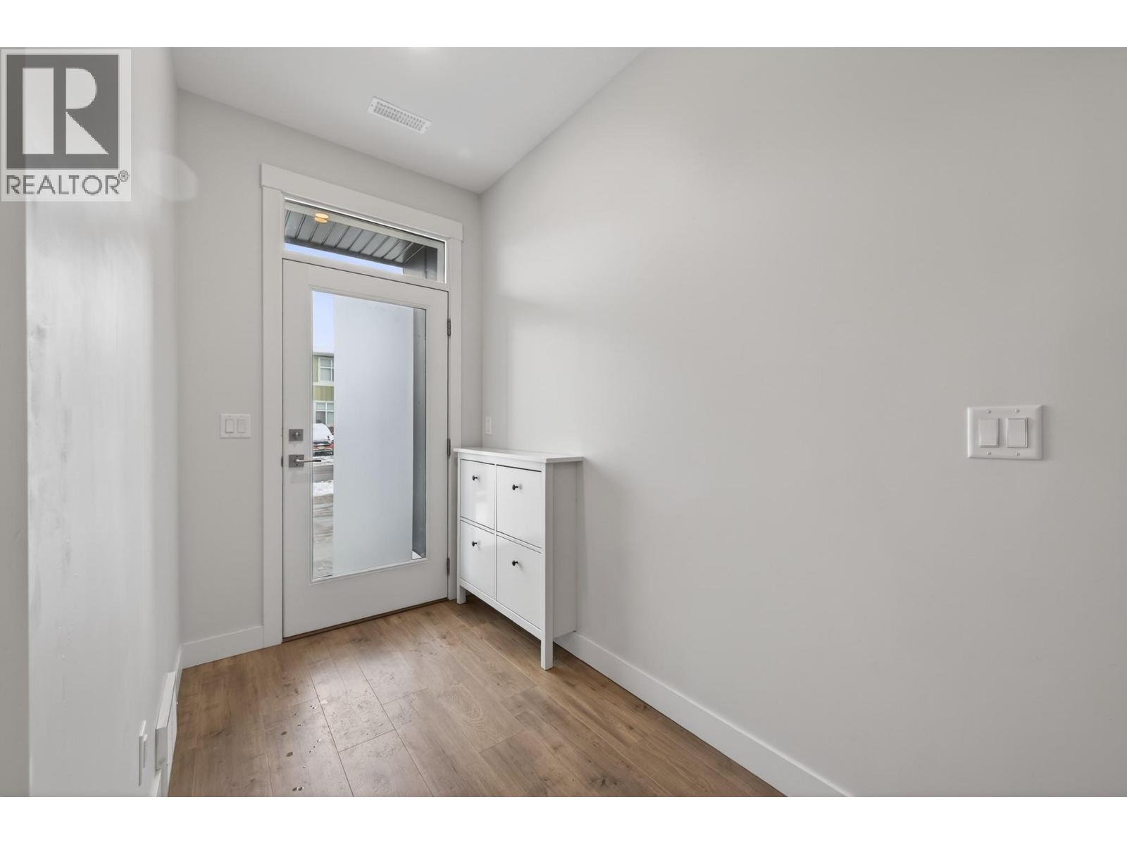 1901 Qu'appelle Boulevard Unit# 125, Kamloops, British Columbia  V2E 0C9 - Photo 2 - 10379049