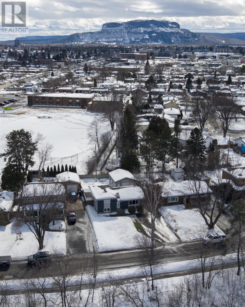 528 Riverview Dr, Thunder Bay, Ontario  P7C 1R7 - Photo 41 - TB2600412