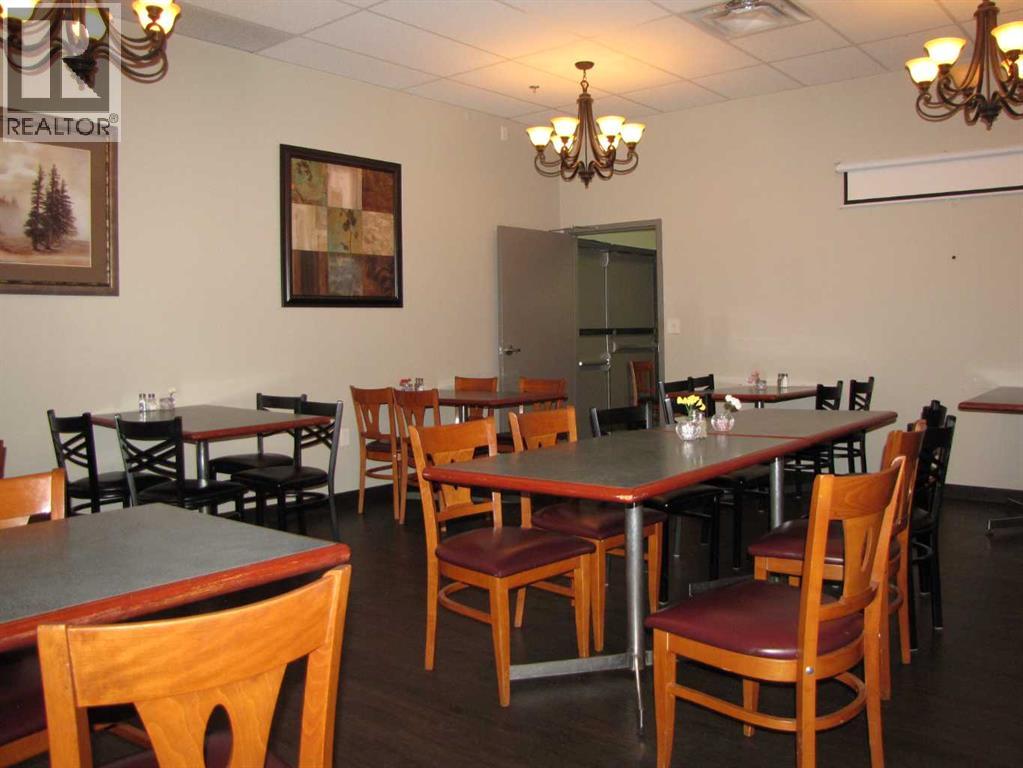 118, 4804 50 Street, Innisfail, Alberta  T4G 1N1 - Photo 13 - A2235648