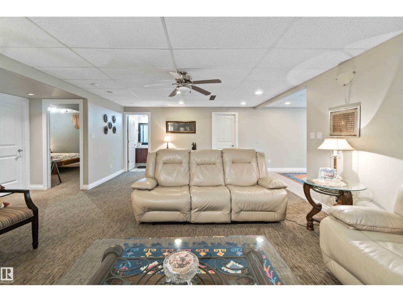 6116 53 Av, Beaumont, Alberta  T4X 1V6 - Photo 4 - E4476491