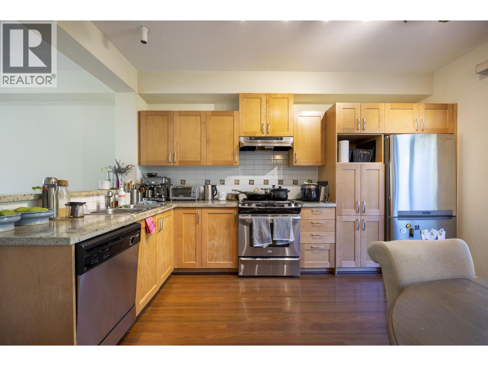 211 3105 Dayanee Springs Boulevard, Coquitlam, British Columbia  V3E 0C2 - Photo 5 - R3058338