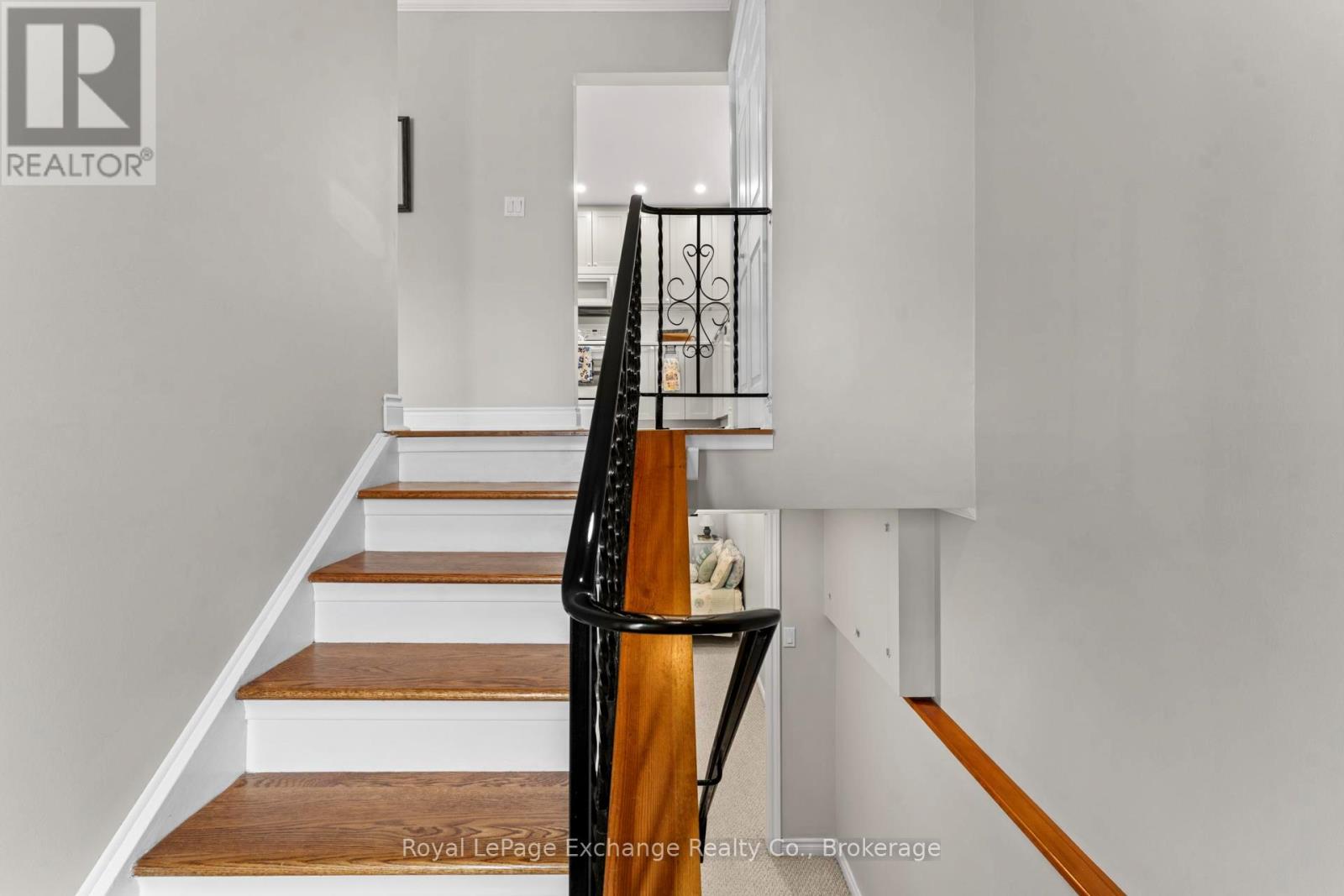 586 Mill Creek Road, Saugeen Shores, Ontario  N0H 2C4 - Photo 31 - X12871344