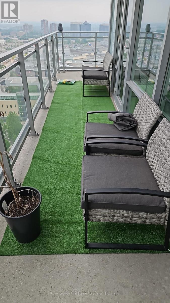 2211 - 365 Prince Of Wales Drive, Mississauga, Ontario  L5B 0G6 - Photo 15 - W12868658