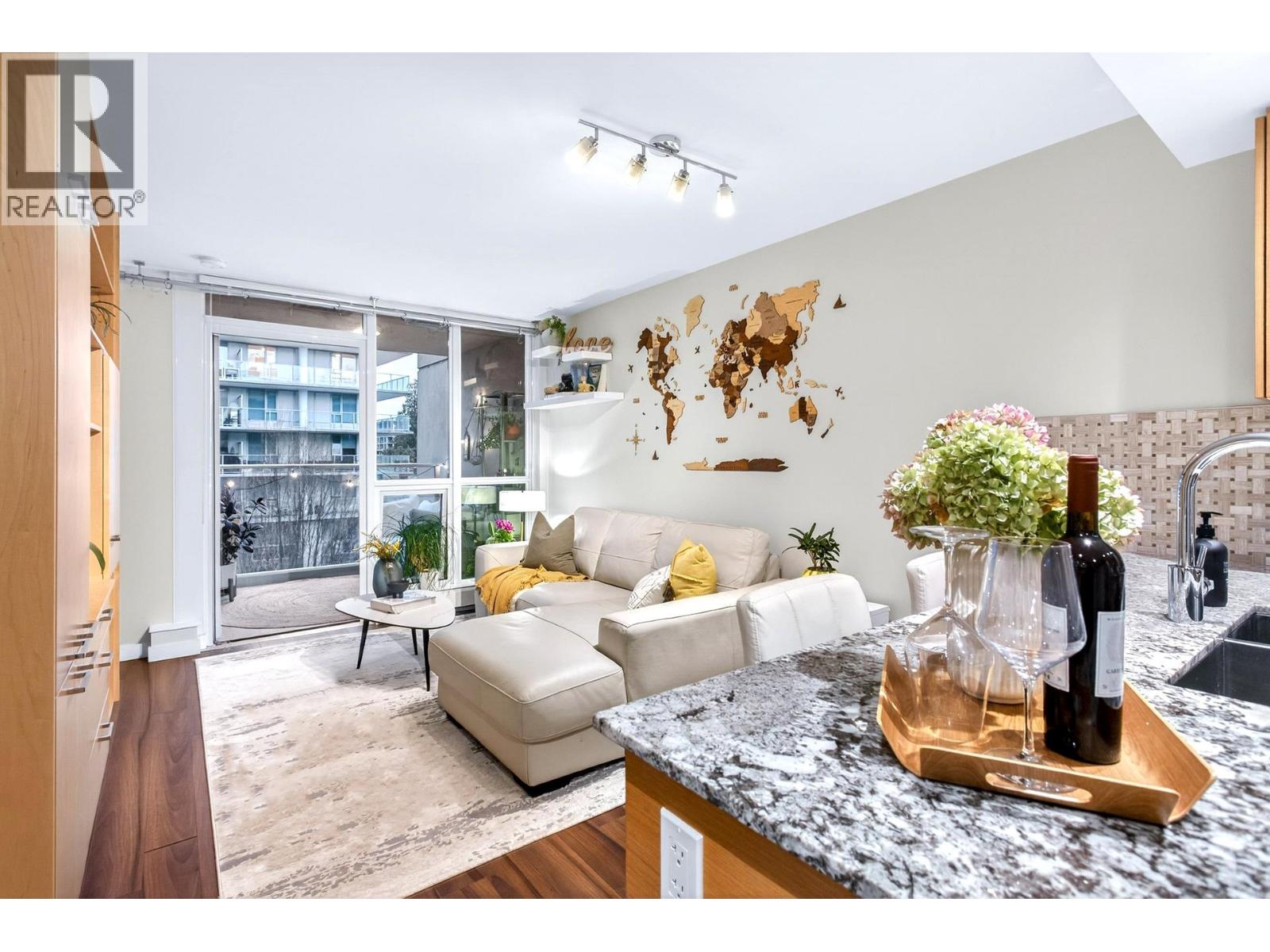 413 135 E 17th Street, North Vancouver, British Columbia  V7L 0C4 - Photo 9 - R3098494