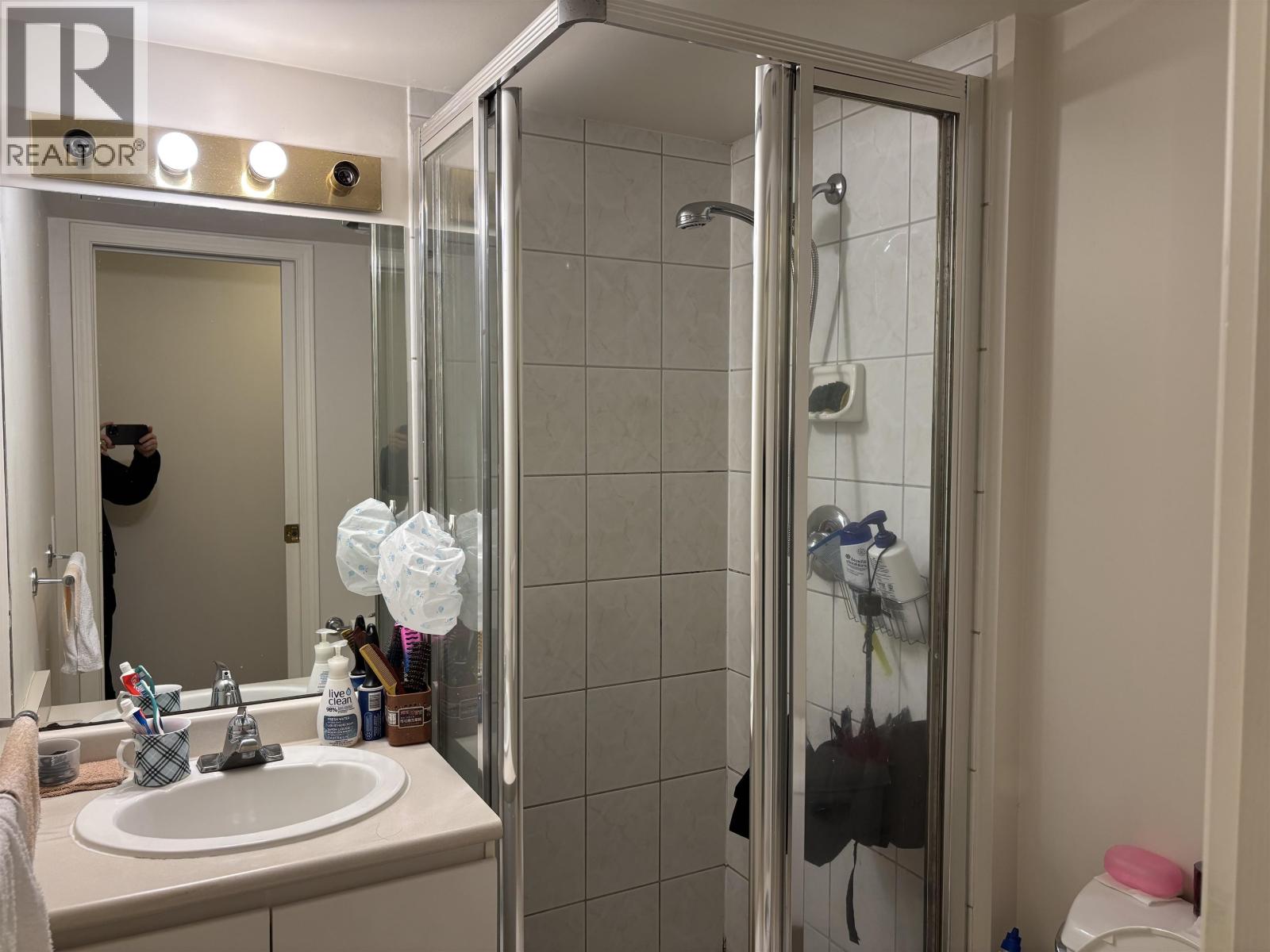 1007 9633 Manchester Drive, Burnaby, British Columbia  V3N 4Y9 - Photo 13 - R3098712