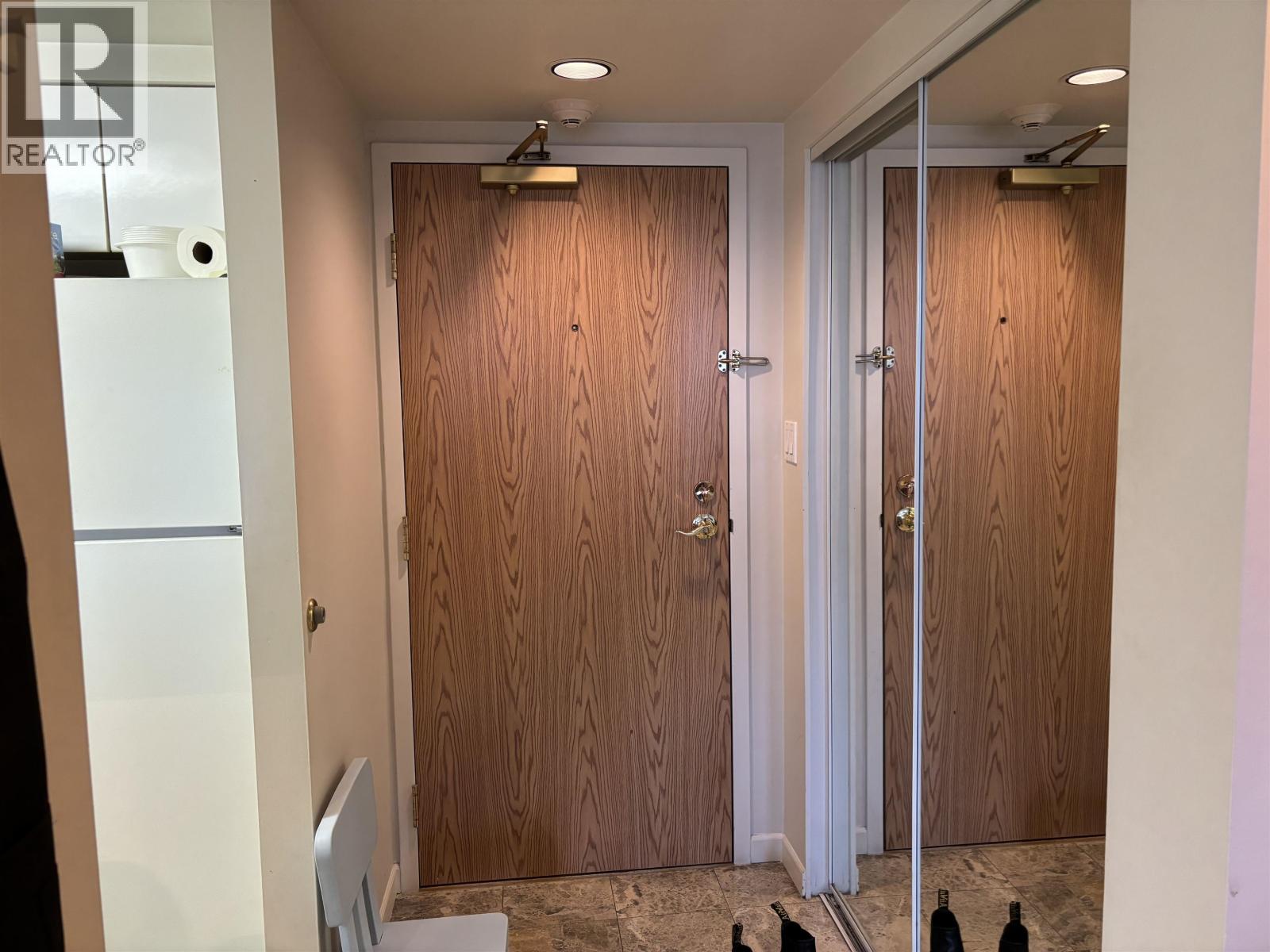 1007 9633 Manchester Drive, Burnaby, British Columbia  V3N 4Y9 - Photo 14 - R3098712