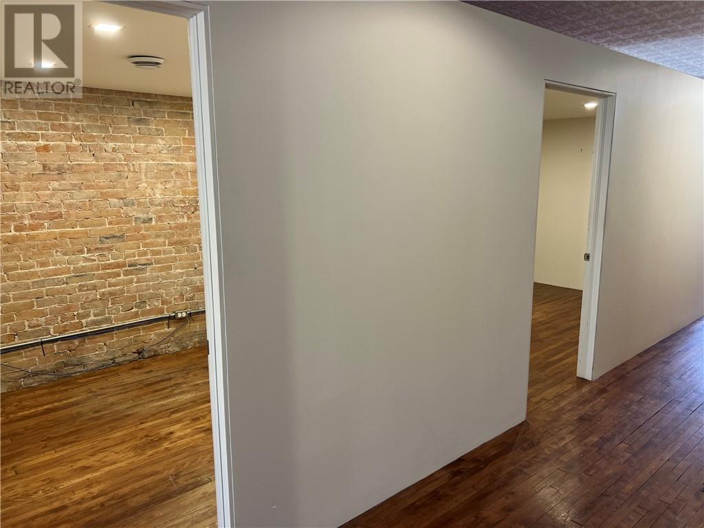 73 Elm Street Unit# 201, Sudbury, Ontario  P3C 1R7 - Photo 5 - 2125028