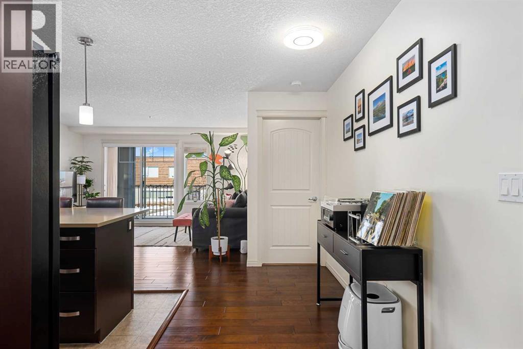 202, 304 Cranberry Park Se, Calgary, Alberta  T3M 1W2 - Photo 9 - A2292497