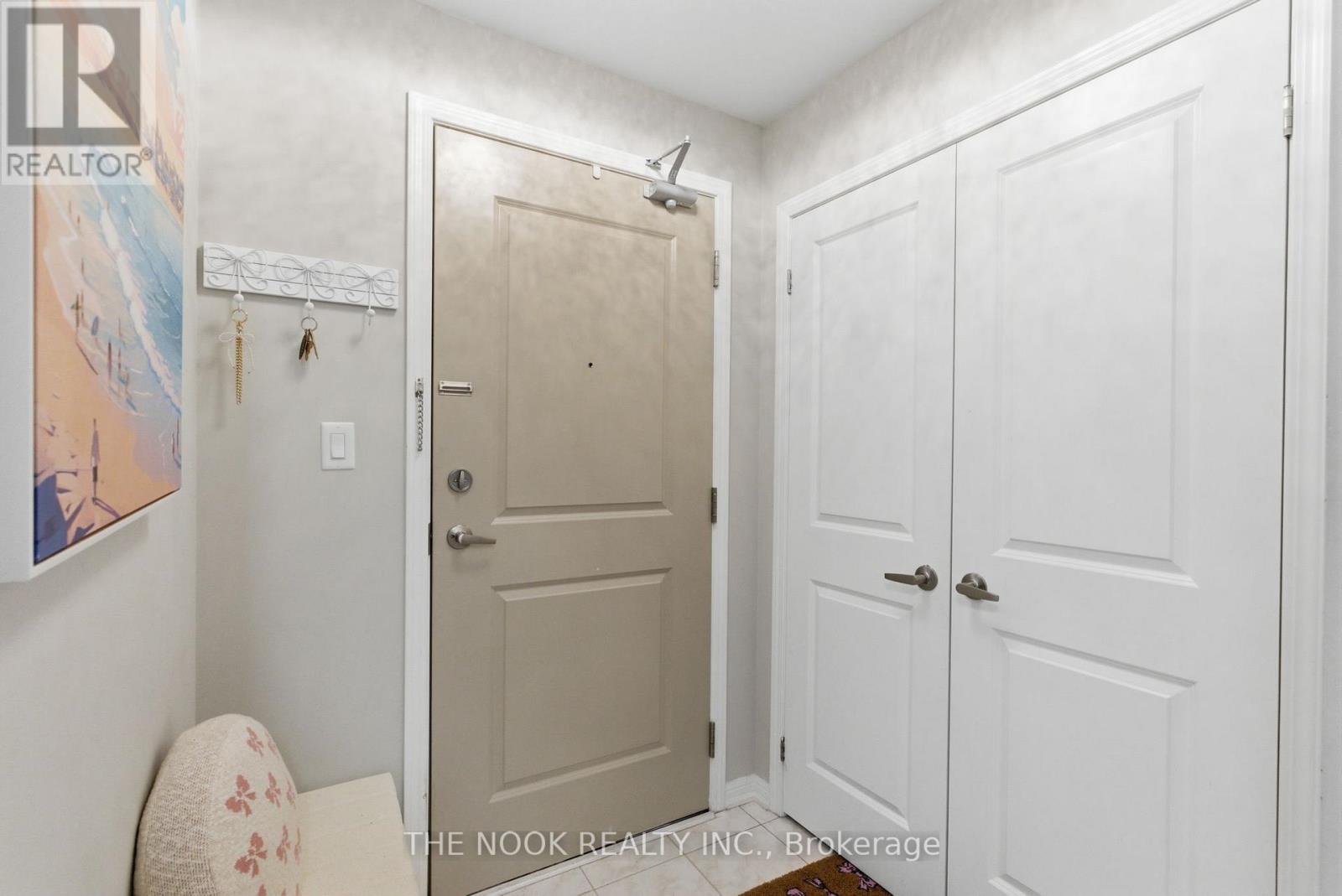 229 - 80 Aspen Springs Drive, Clarington, Ontario  L1C 0V4 - Photo 6 - E12872198