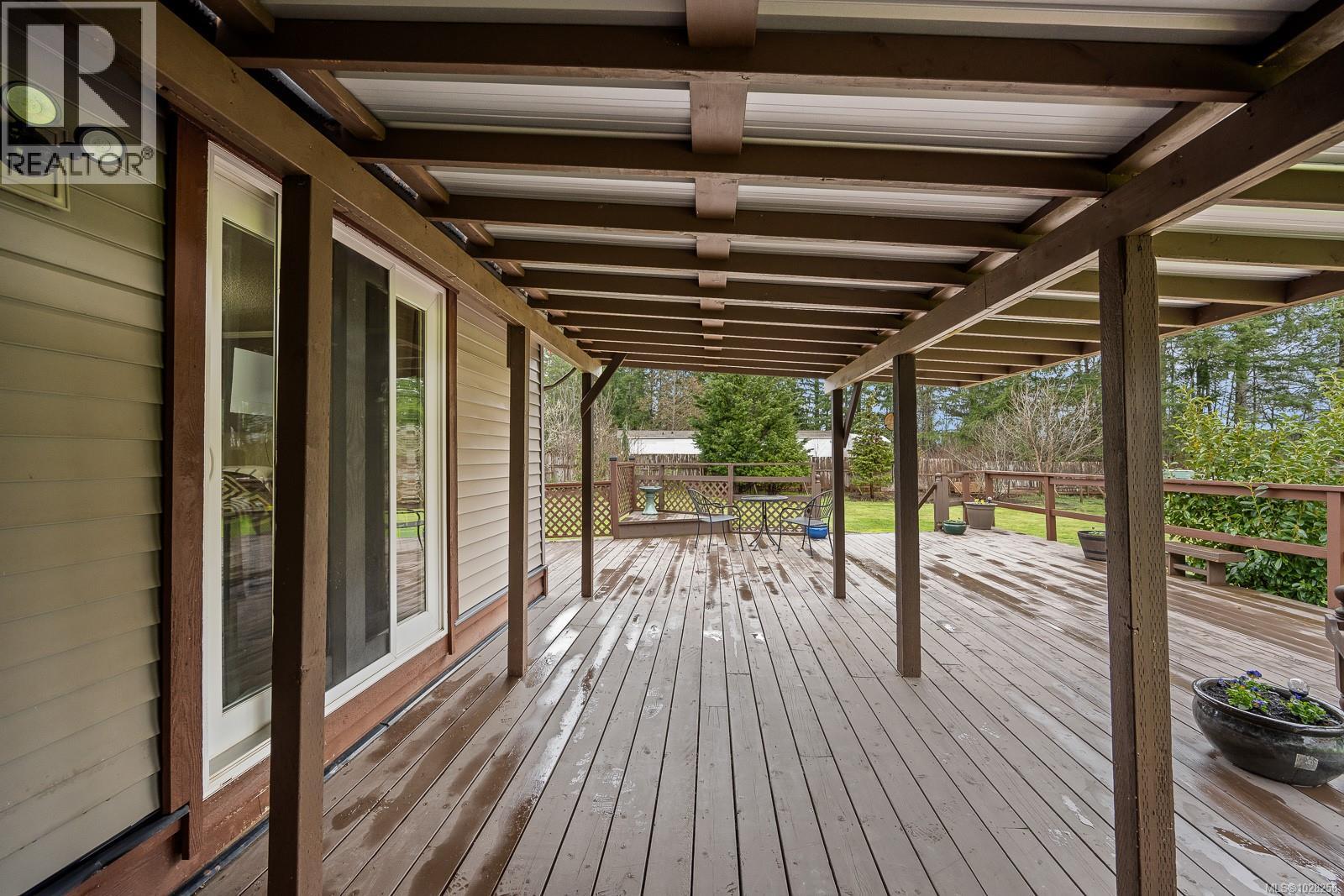 5733 Island Hwy N, Courtenay, British Columbia  V9J 1T3 - Photo 7 - 1028258