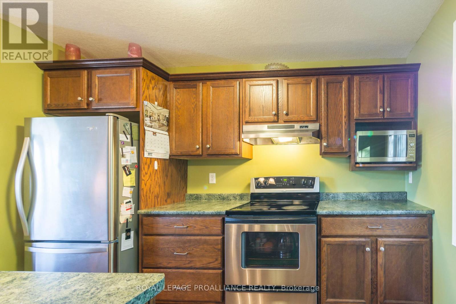 79 Duncan Street, Madoc, Ontario  K0K 2K0 - Photo 12 - X12872172