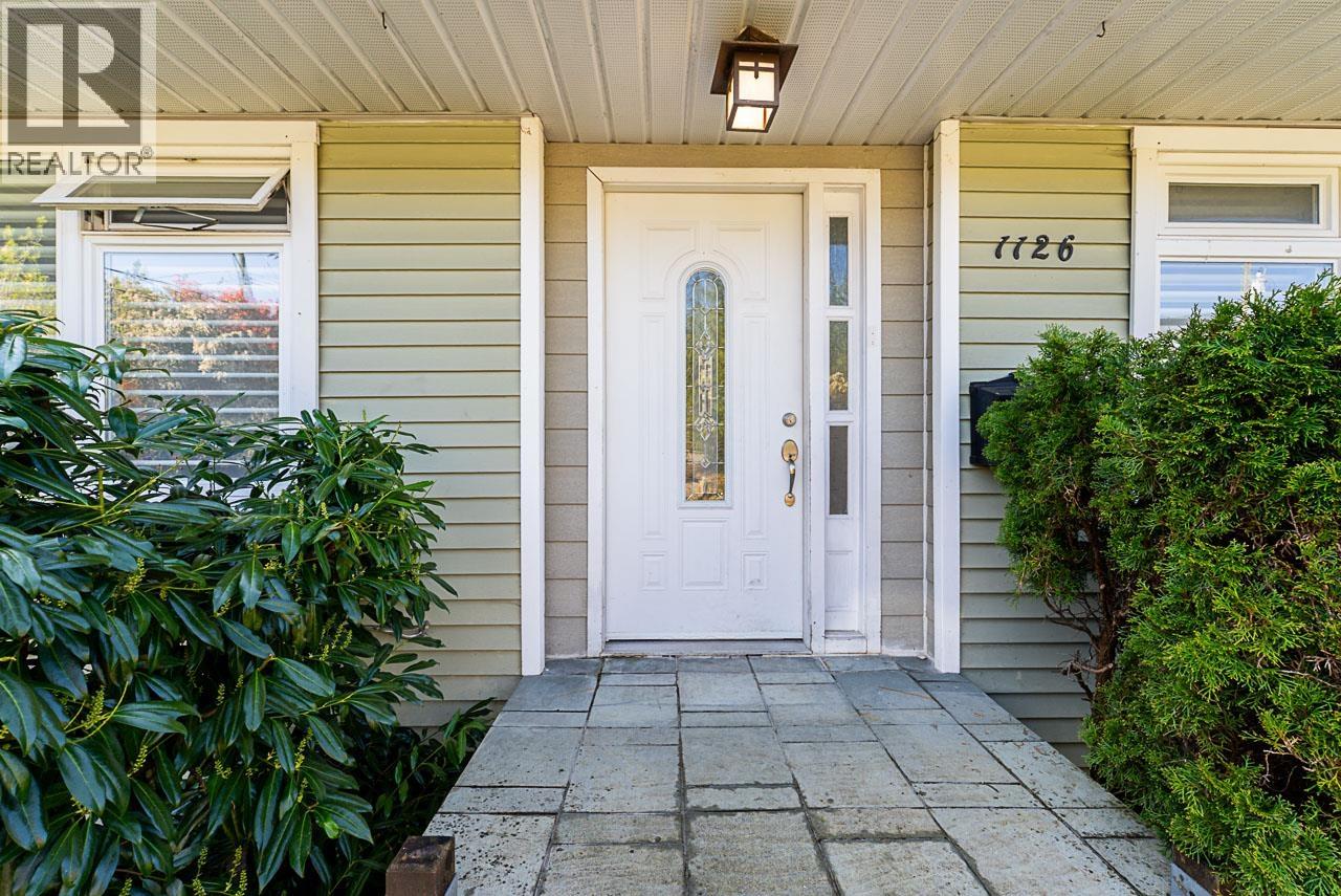 1126 Kings Avenue, West Vancouver, British Columbia  V7T 2C3 - Photo 2 - R3098770
