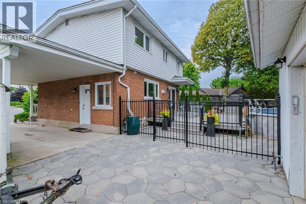 19 Carmen Avenue, Hamilton, Ontario  L8V 2H5 - Photo 6 - 40810152