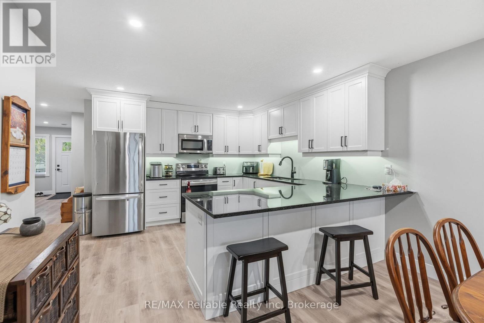 156 Sills Street, Huron East, Ontario  N0K 1W0 - Photo 22 - X12872214