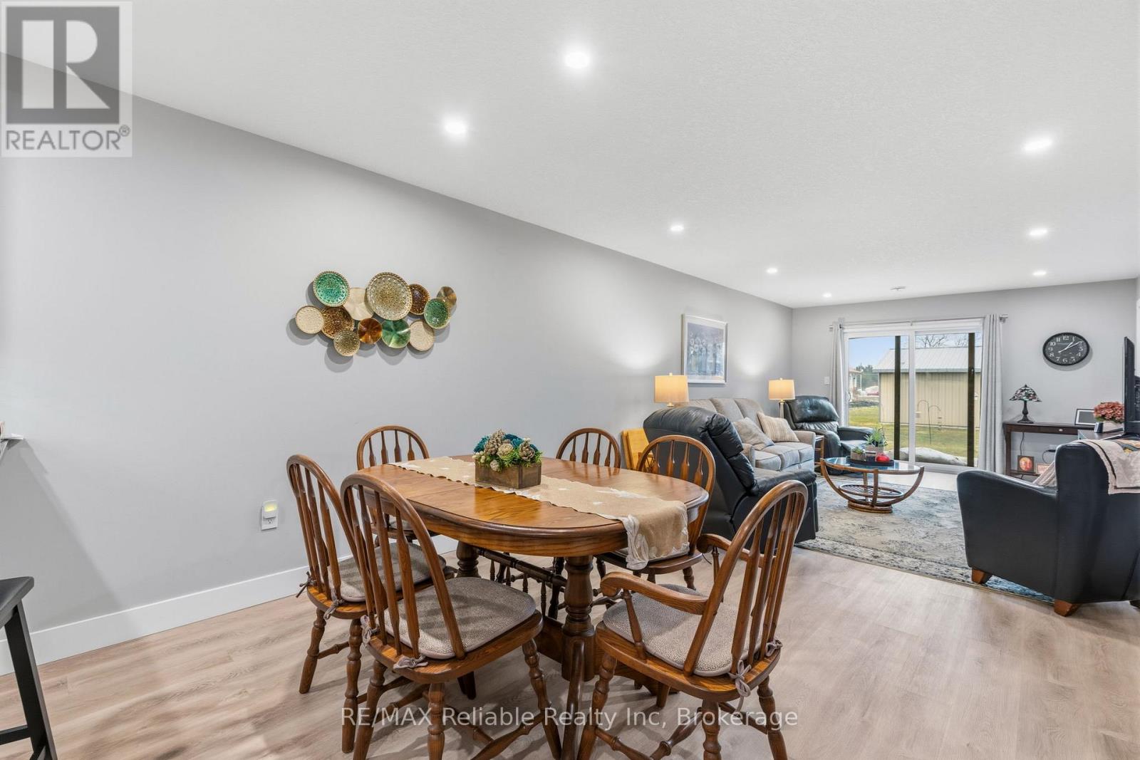 156 Sills Street, Huron East, Ontario  N0K 1W0 - Photo 23 - X12872214