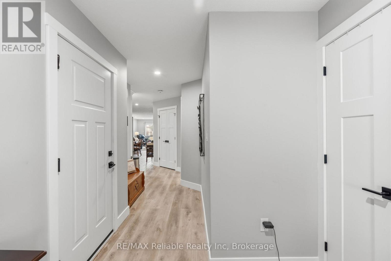 156 Sills Street, Huron East, Ontario  N0K 1W0 - Photo 6 - X12872214