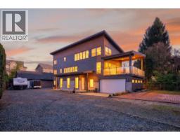 24025 FERN CRESCENT, Maple Ridge, British Columbia