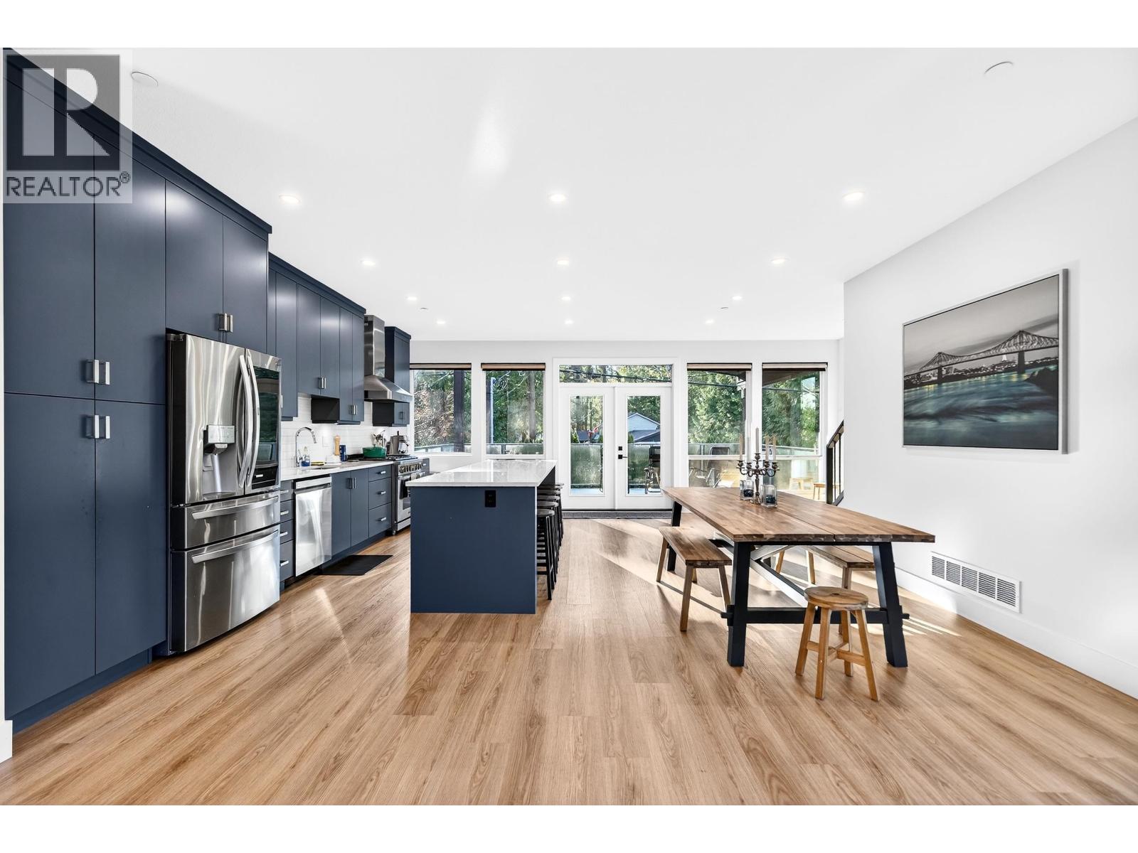 24025 Fern Crescent, Maple Ridge, British Columbia  V4R 2S1 - Photo 5 - R3098697